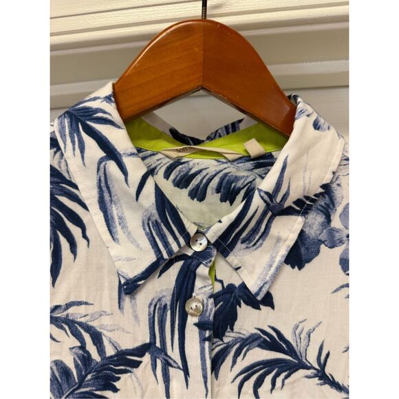 Soft Surroundings Blue & White Fern Print Button Down Shirt sz M EUC - Picture 5 of 10